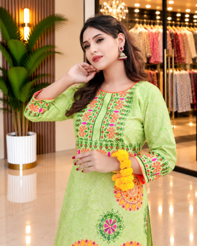 Alternative view of Lily – Handcrafted Slub Cotton Kameez with Block Print