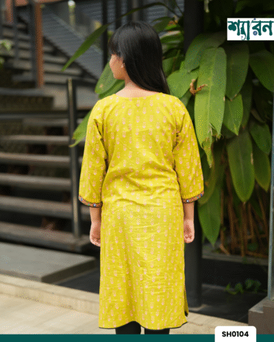 Alternative view of Girls' Olive Green Slub Cotton Kurti